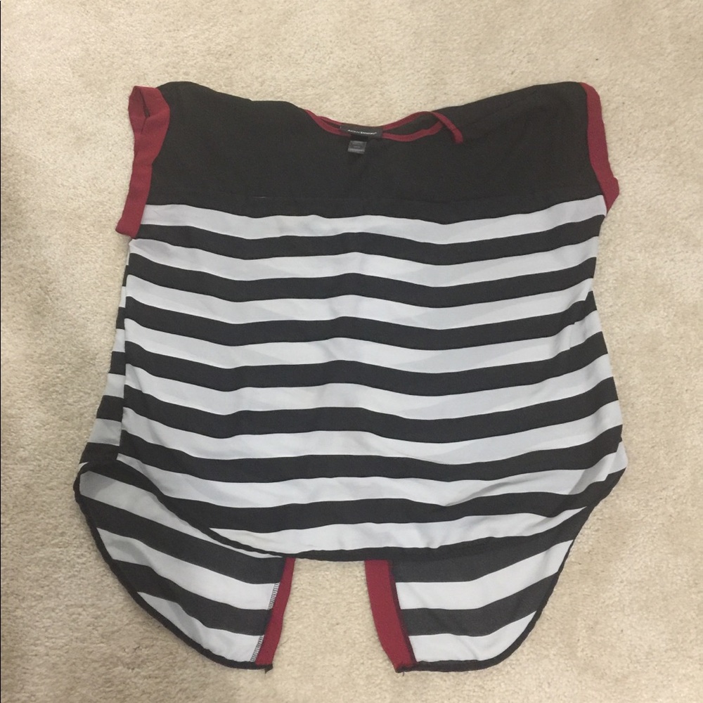 Plus hi-lo striped top